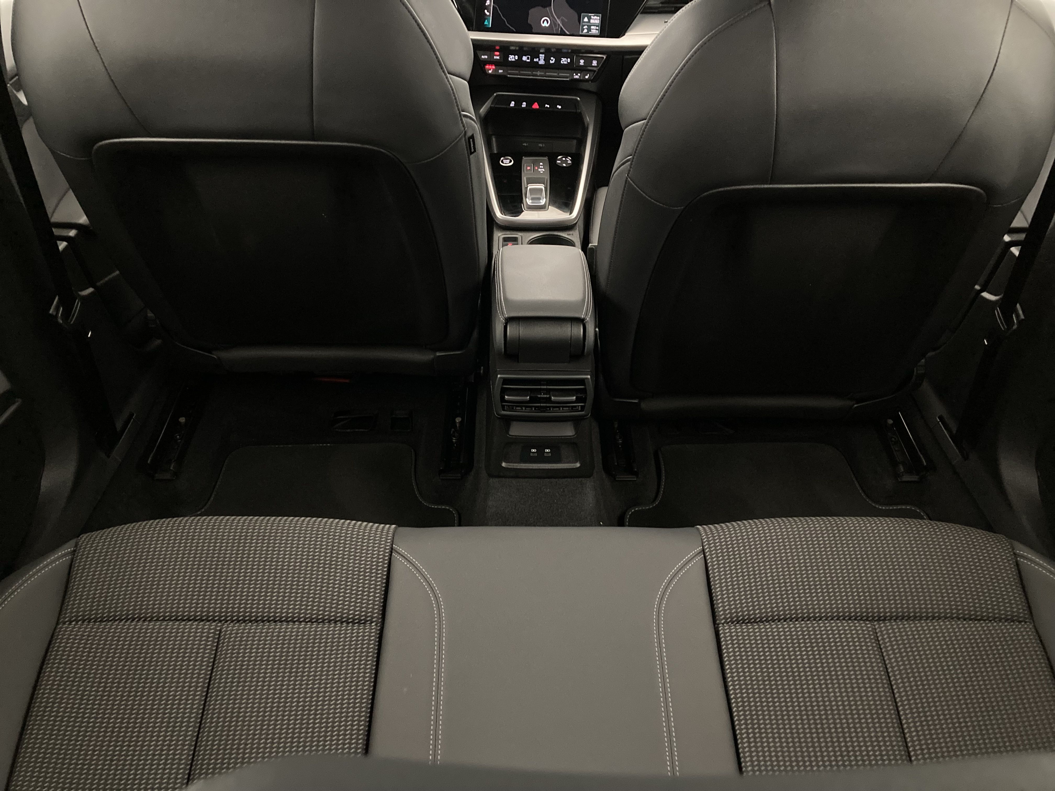 audi a3 sportback s line 35 TFSI 150 STRONIC 2024 daytonagrau perleff. 22