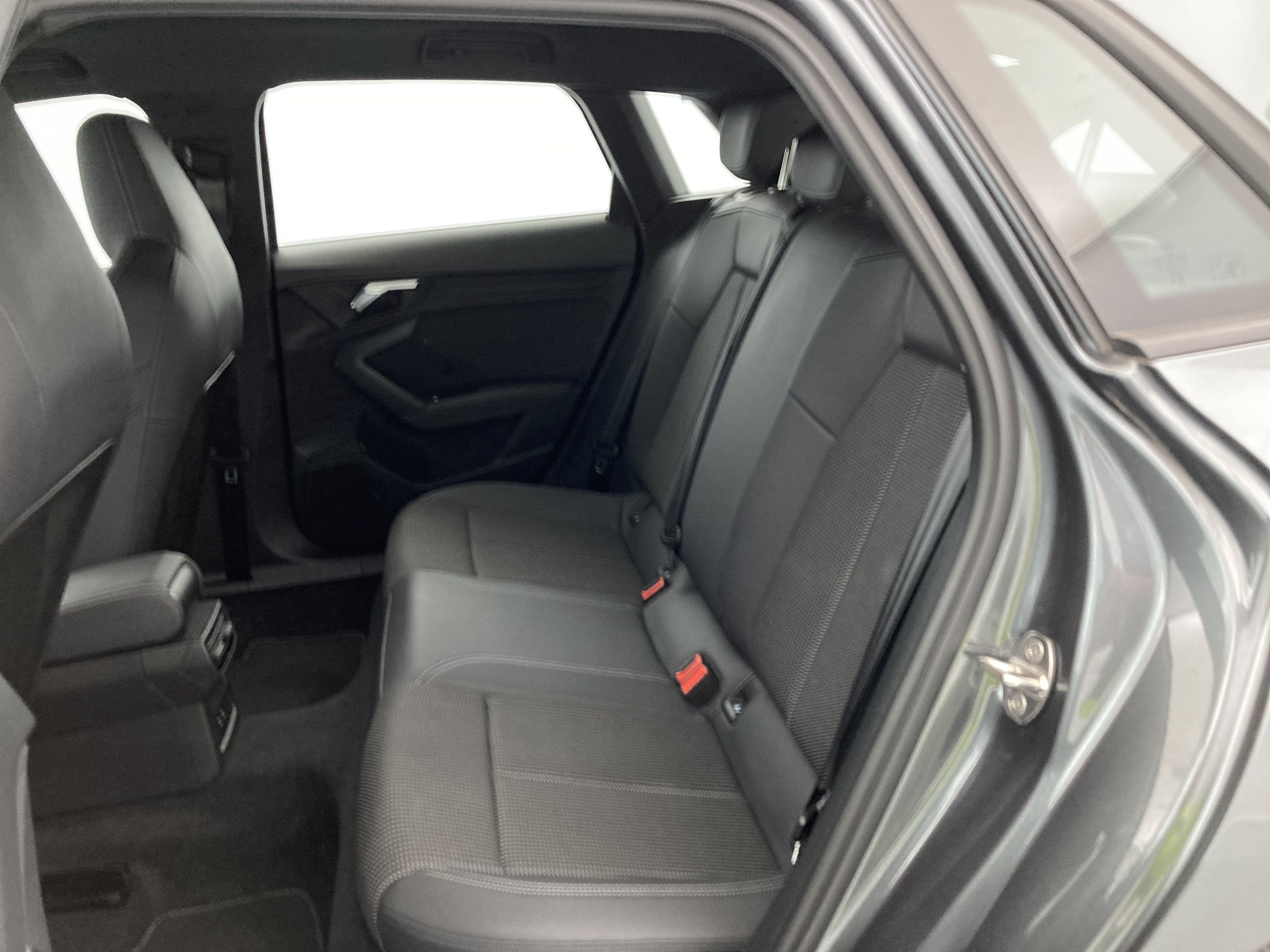 audi a3 sportback s line 35 TFSI 150 STRONIC 2024 daytonagrau perleff. 25