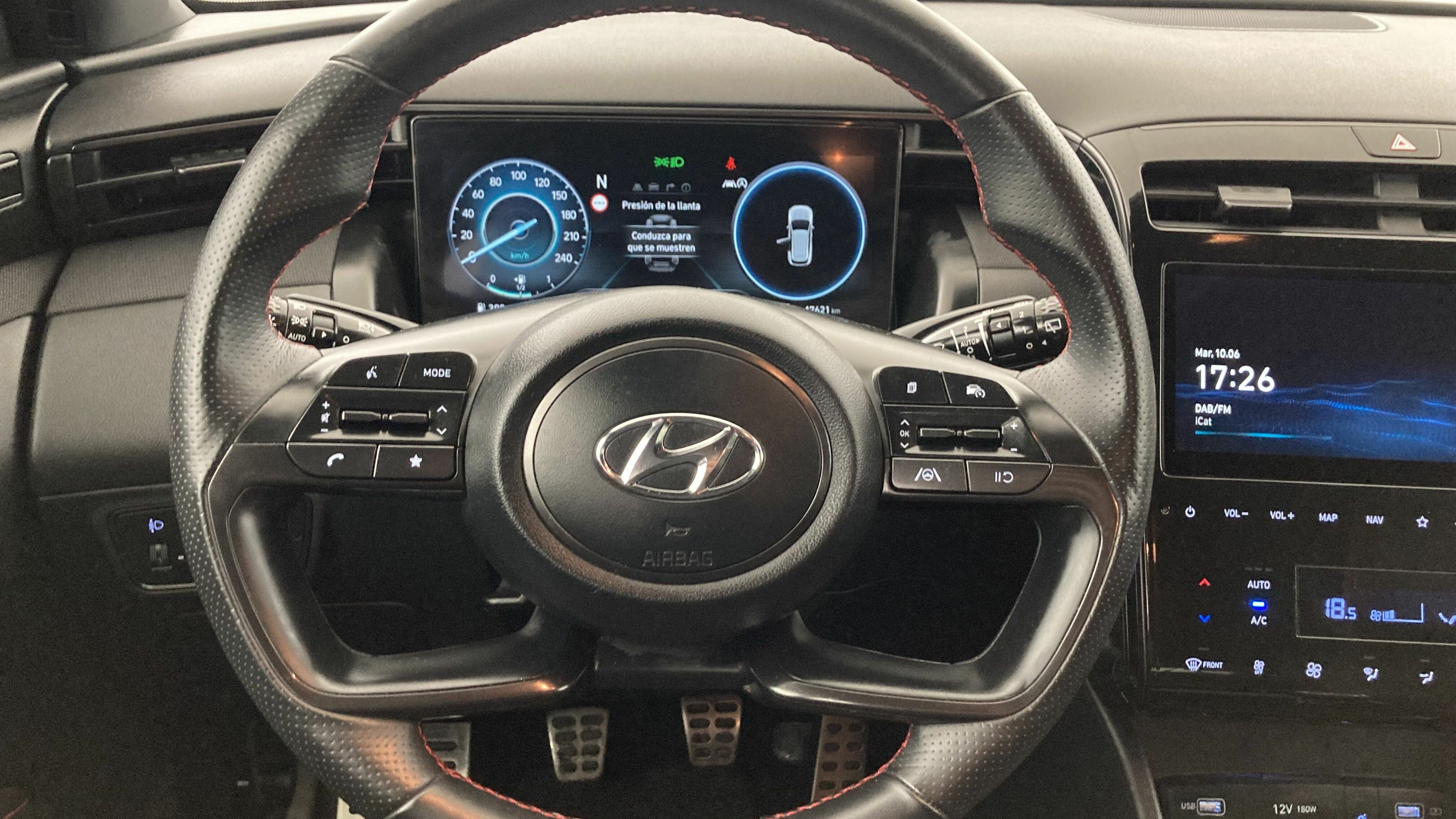 hyundai tucson n line 1.6 T-GDI 180 2022 dark knight 18