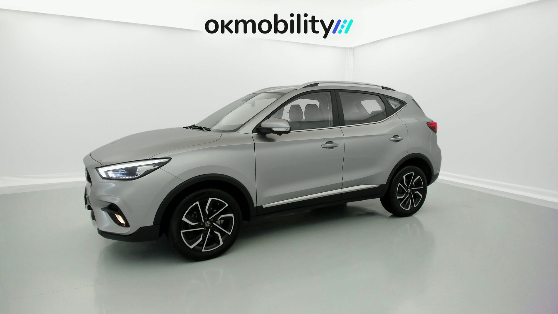 mg zs luxury 1.0 T-GDI 110 AT 2024 cosmic silver 5