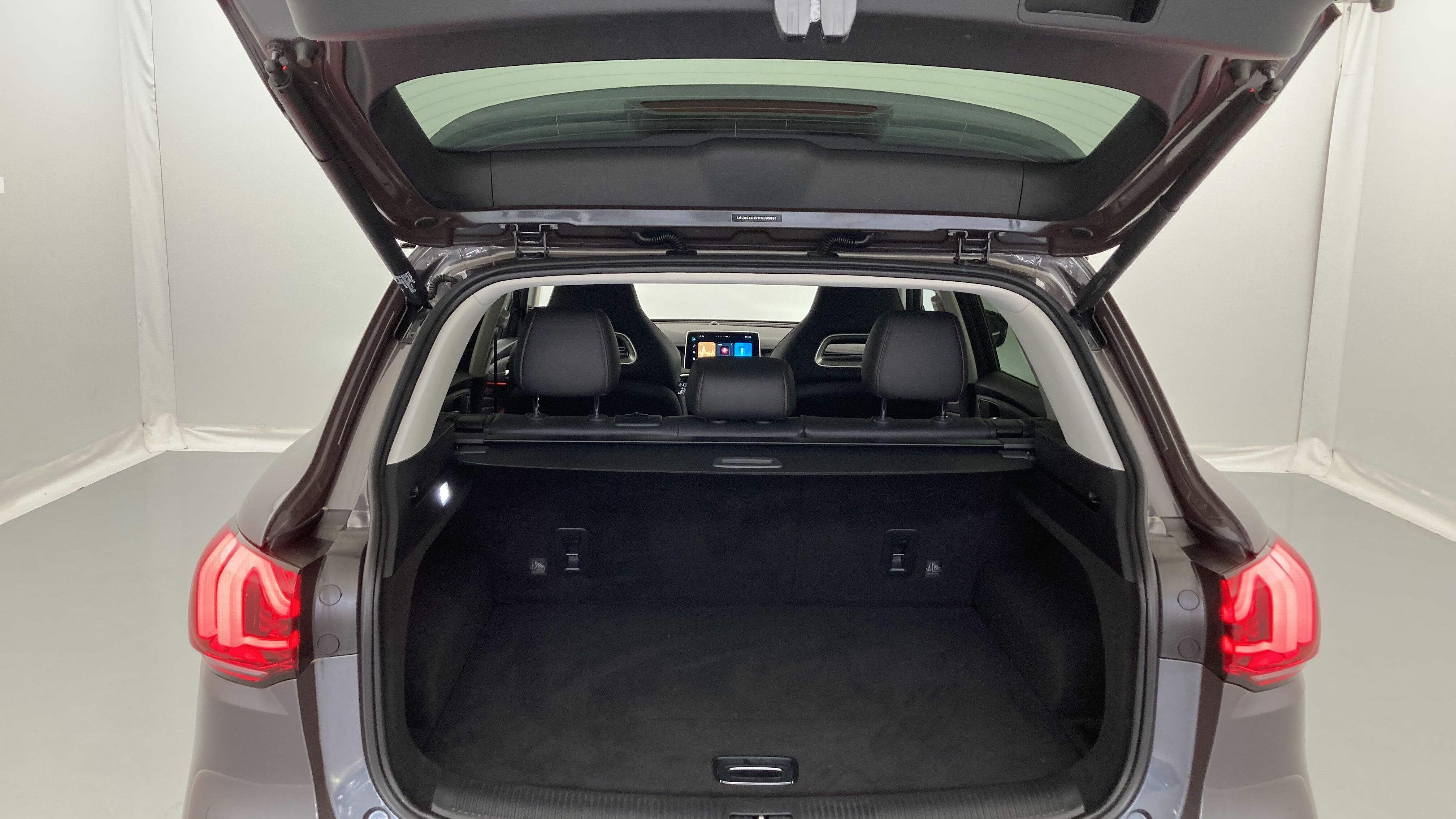 mg hs luxury 1.5 T-GDI 162 AT 2024 iron oxide grey 25