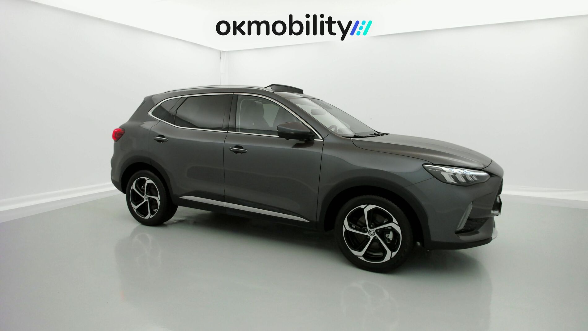 mg hs luxury 1.5 T-GDI 162 AT 2024 iron oxide grey 2