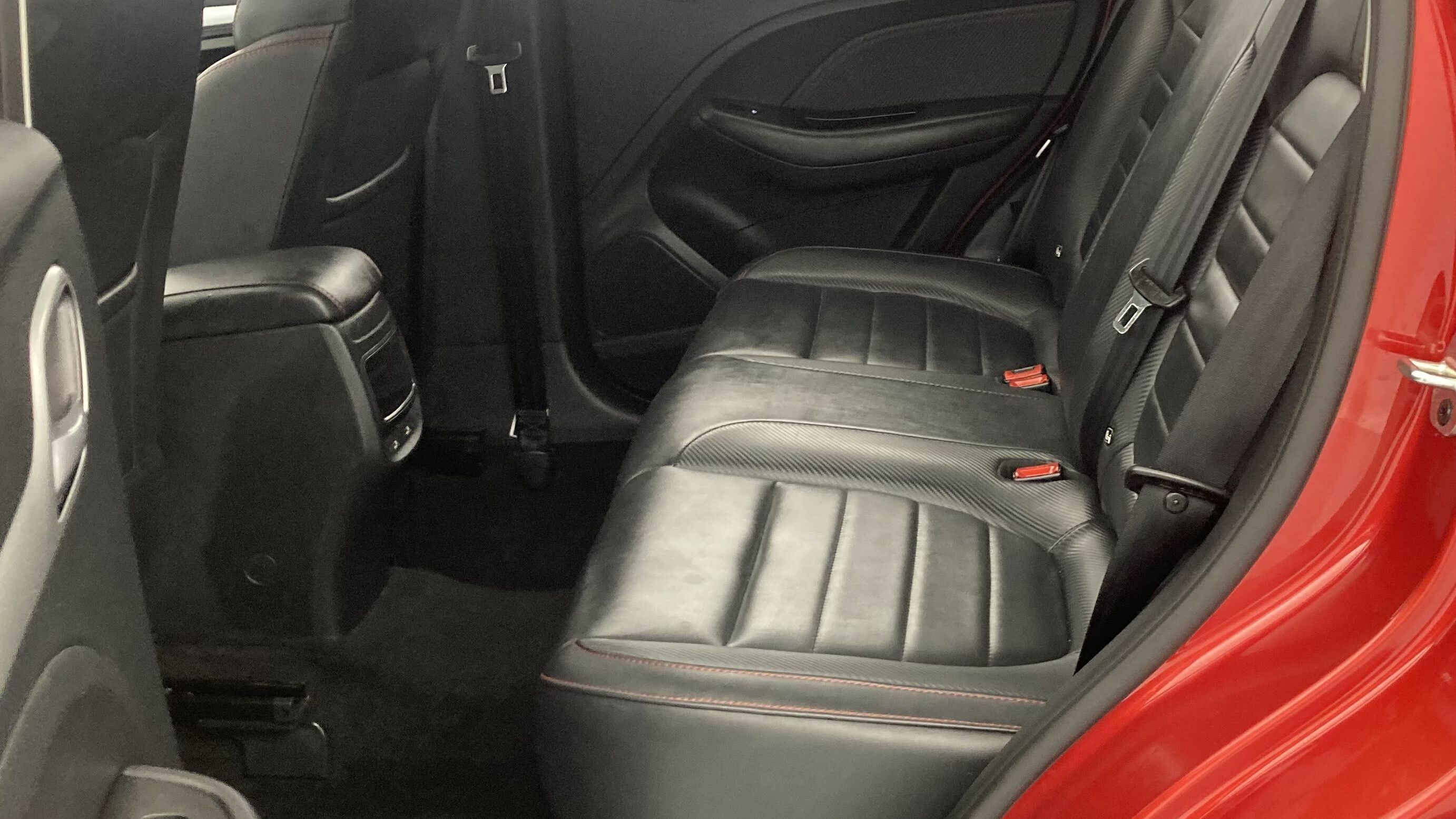 mg zs luxury 1.0 T-GDI 110 AT 2024 diamond red 22