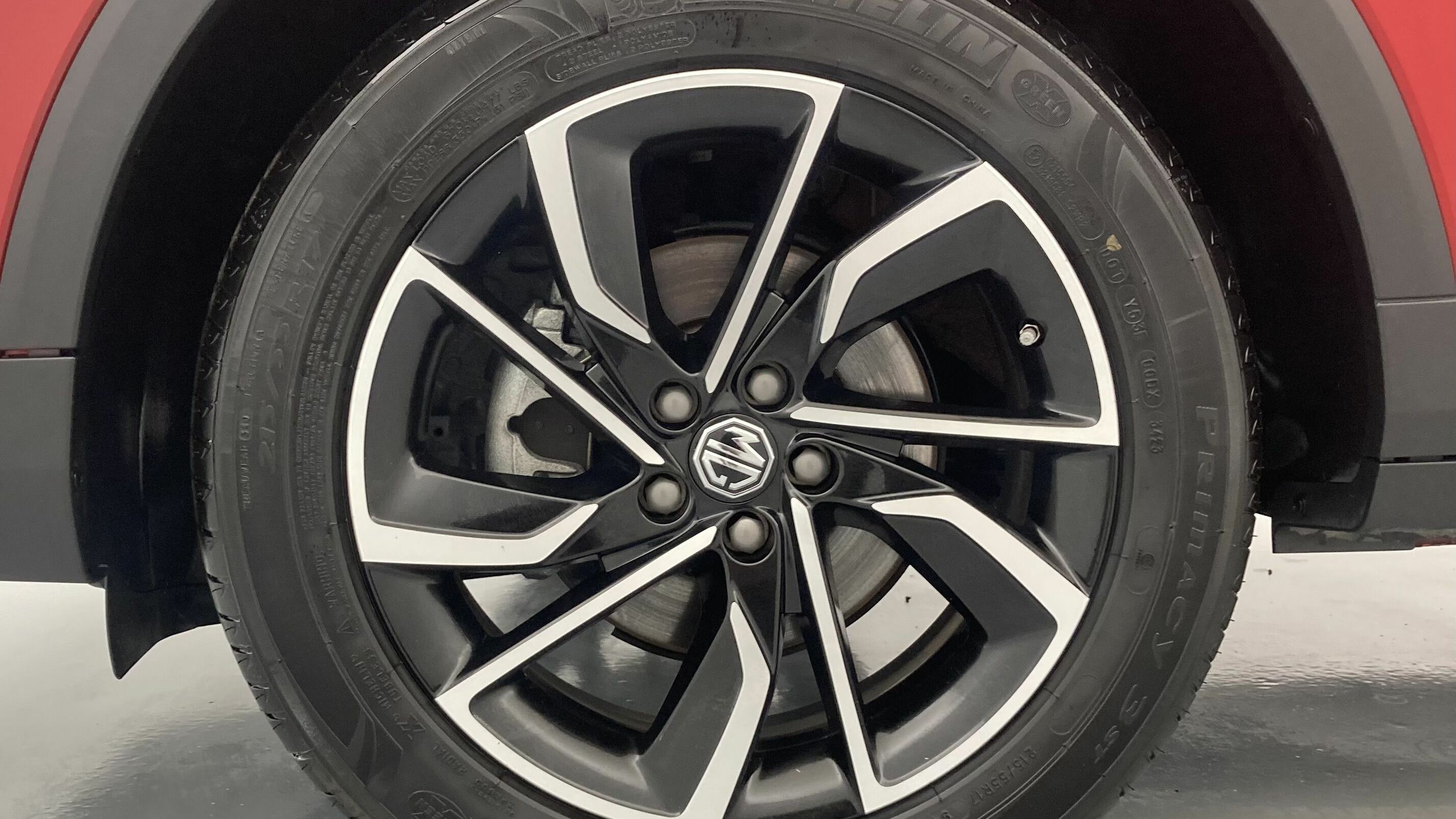 mg zs luxury 1.0 T-GDI 110 AT 2024 diamond red 28