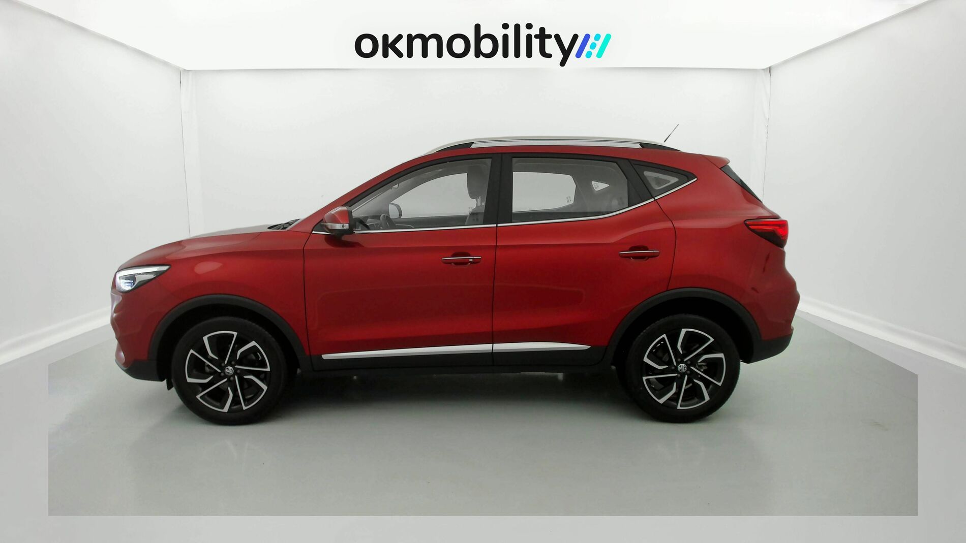 mg zs luxury 1.0 T-GDI 110 AT 2024 diamond red 8