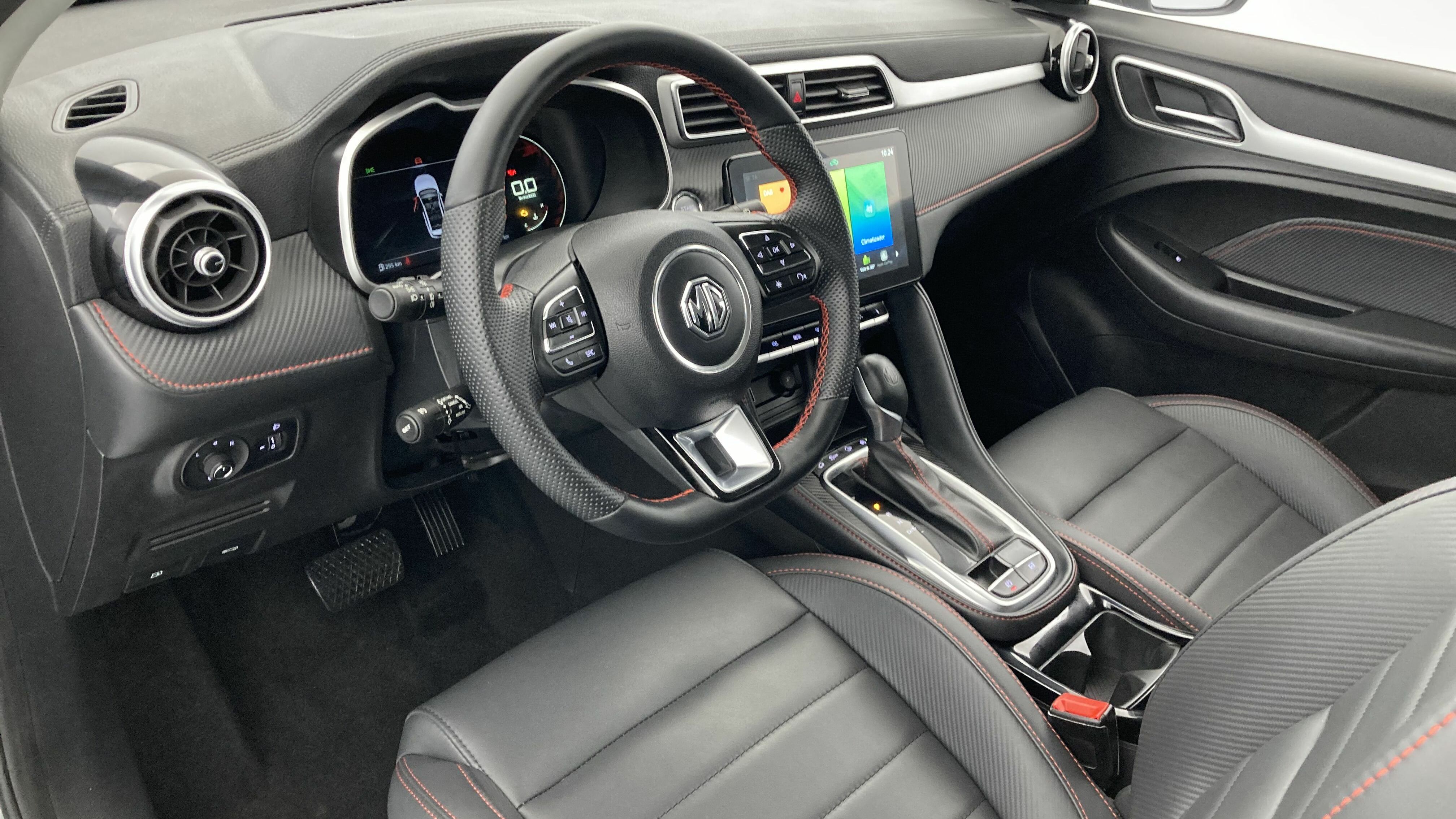 mg zs luxury 1.0 T-GDI 110 AT 2024 cosmic silver 16