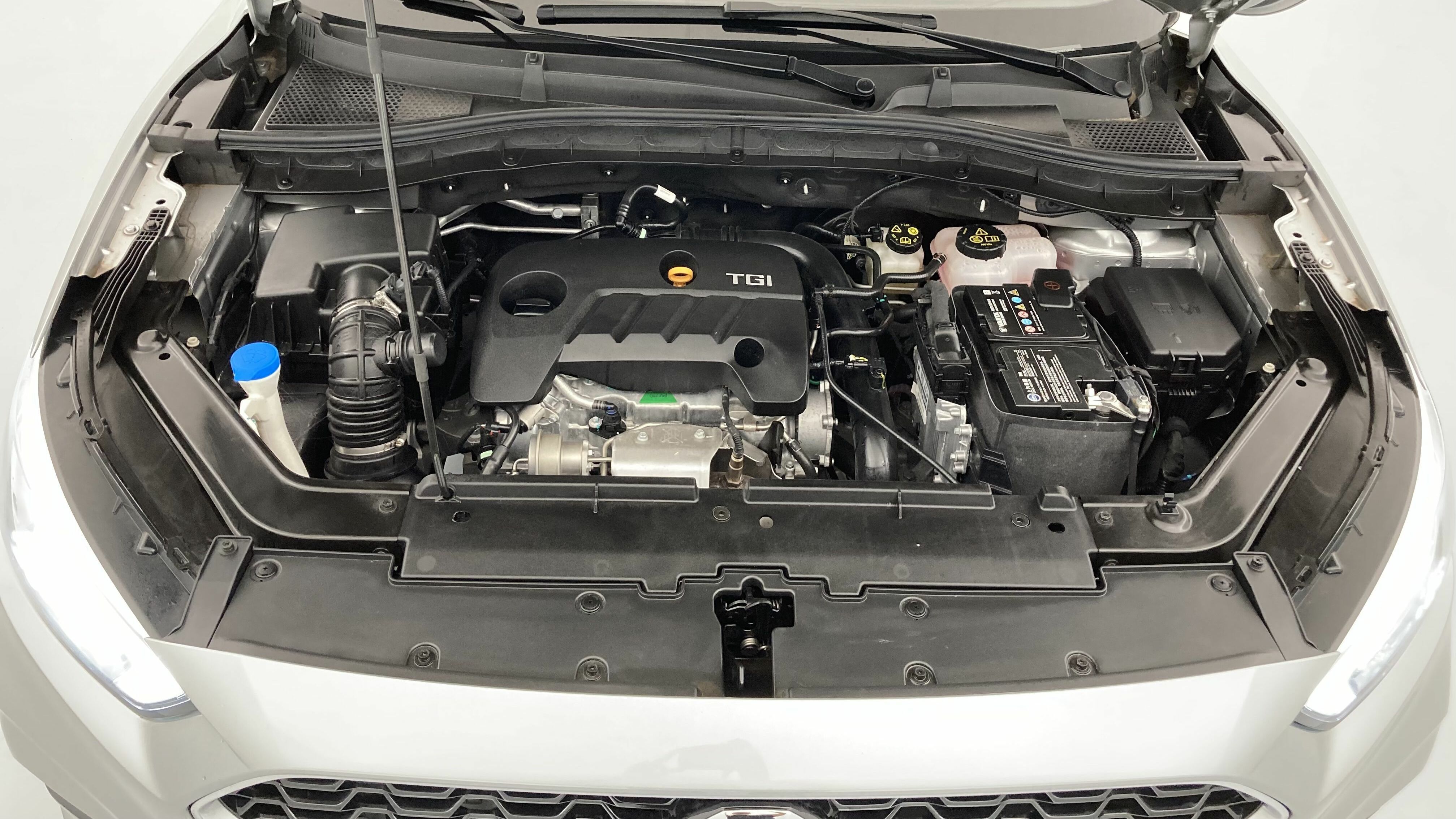 mg zs luxury 1.0 T-GDI 110 AT 2024 cosmic silver 26