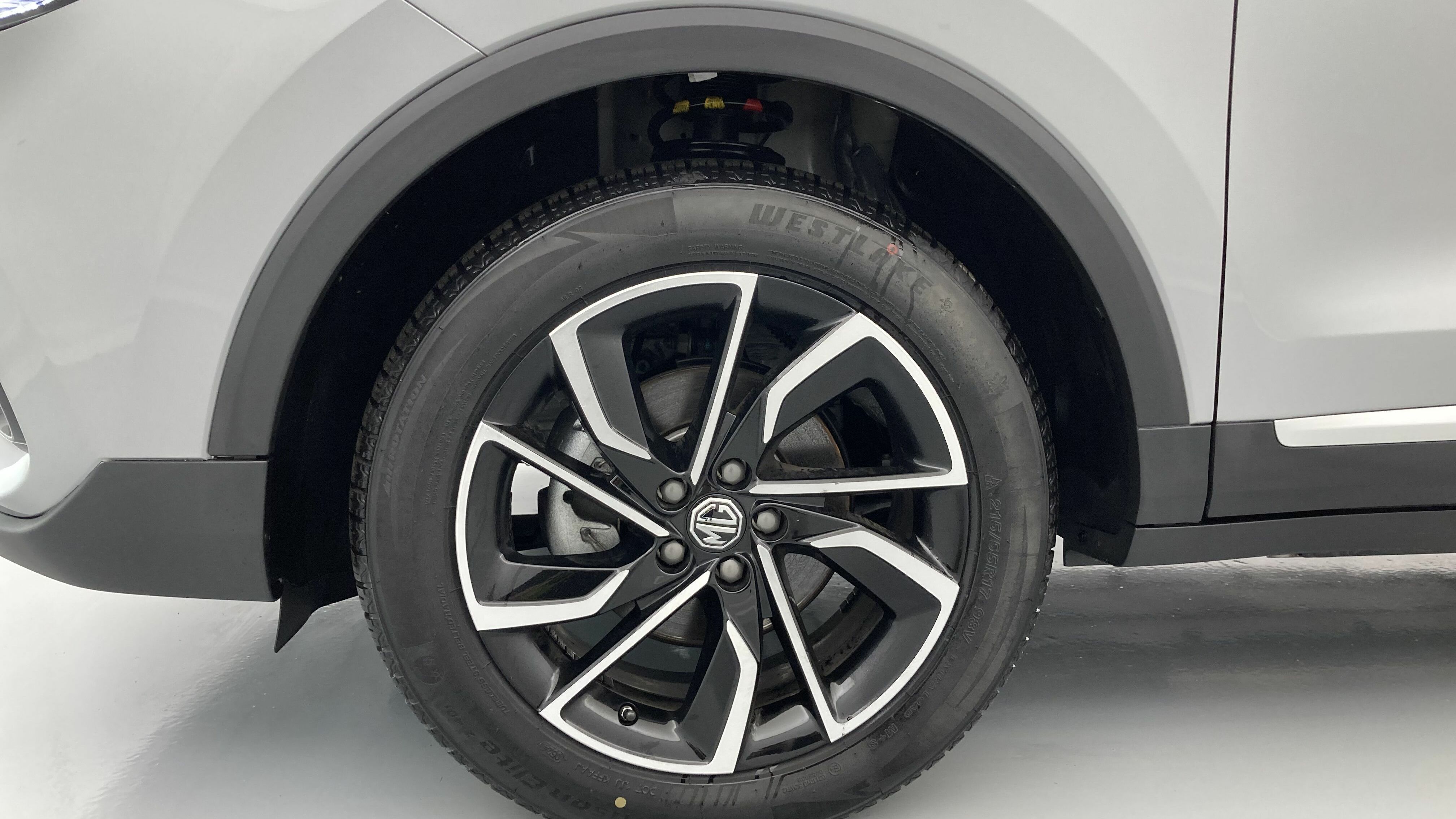 mg zs luxury 1.0 T-GDI 110 AT 2024 cosmic silver 28