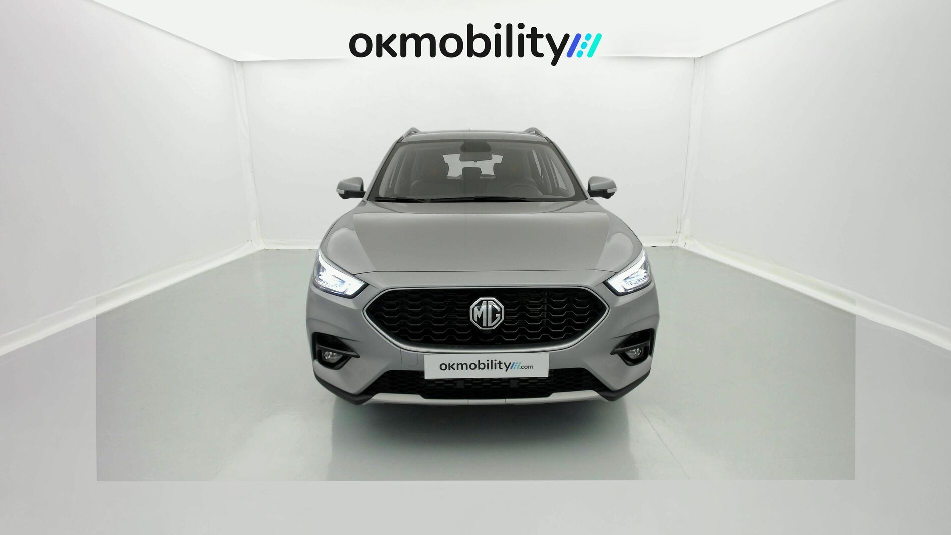 mg zs luxury 1.0 T-GDI 110 AT 2024 cosmic silver 4