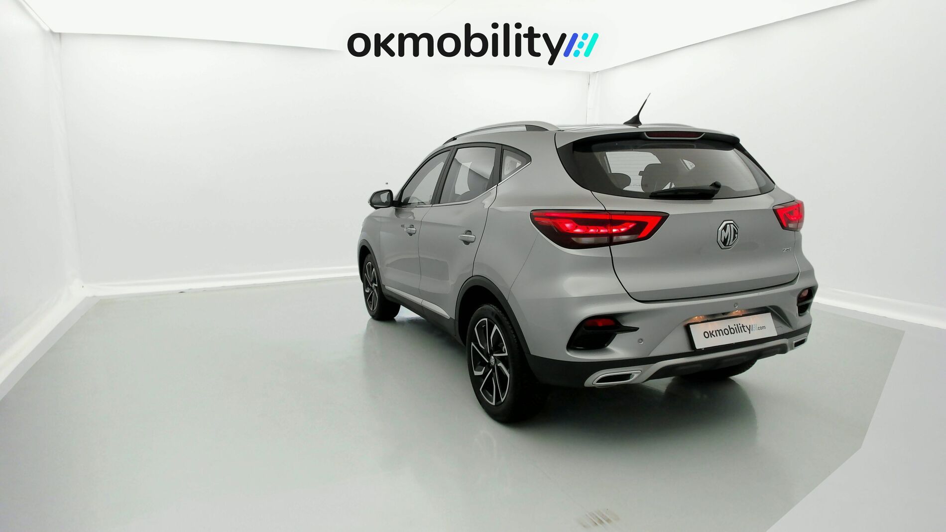 mg zs luxury 1.0 T-GDI 110 AT 2024 cosmic silver 10