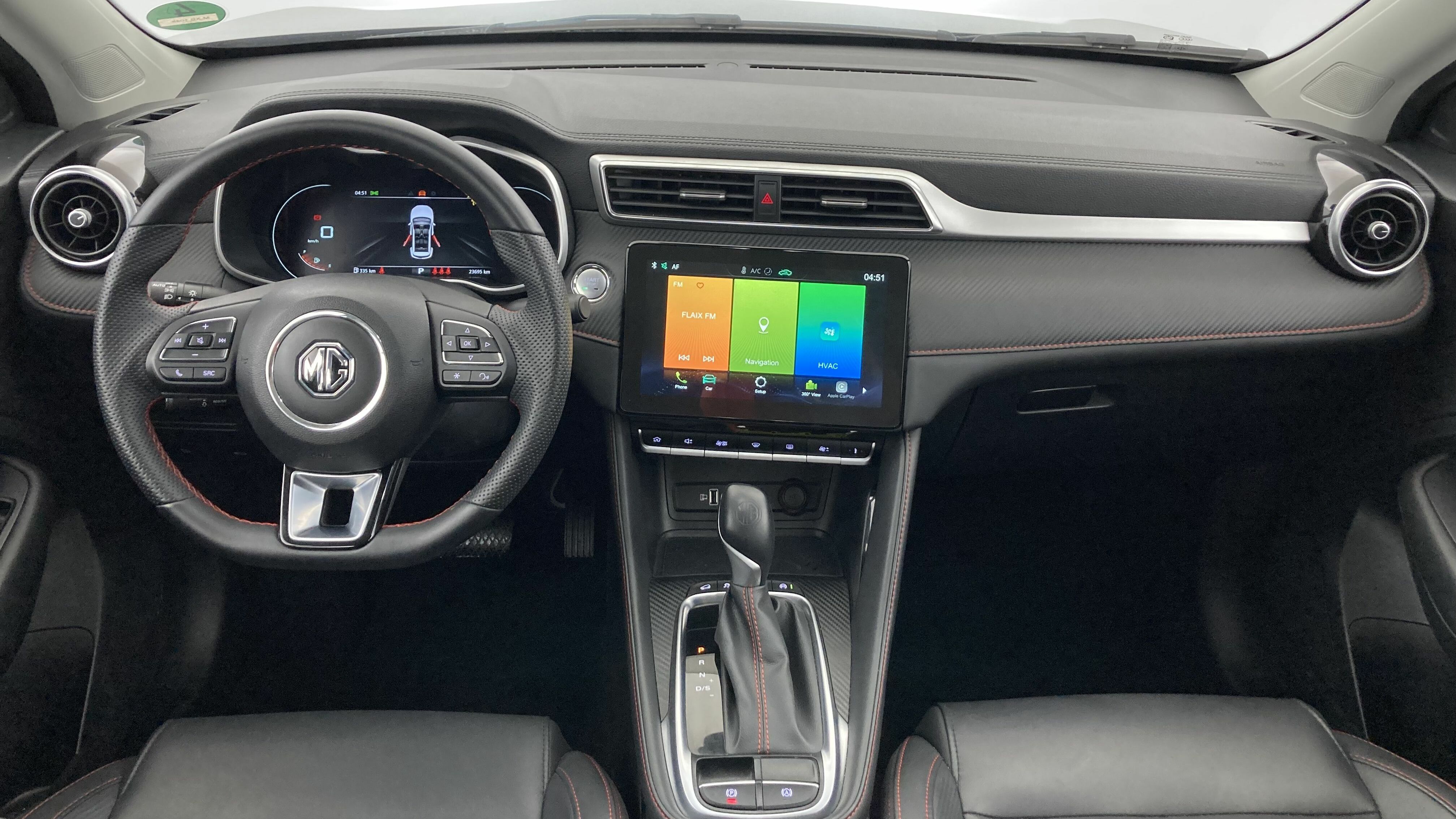 mg zs luxury 1.0 T-GDI 110 AT 2024 cosmic silver 16