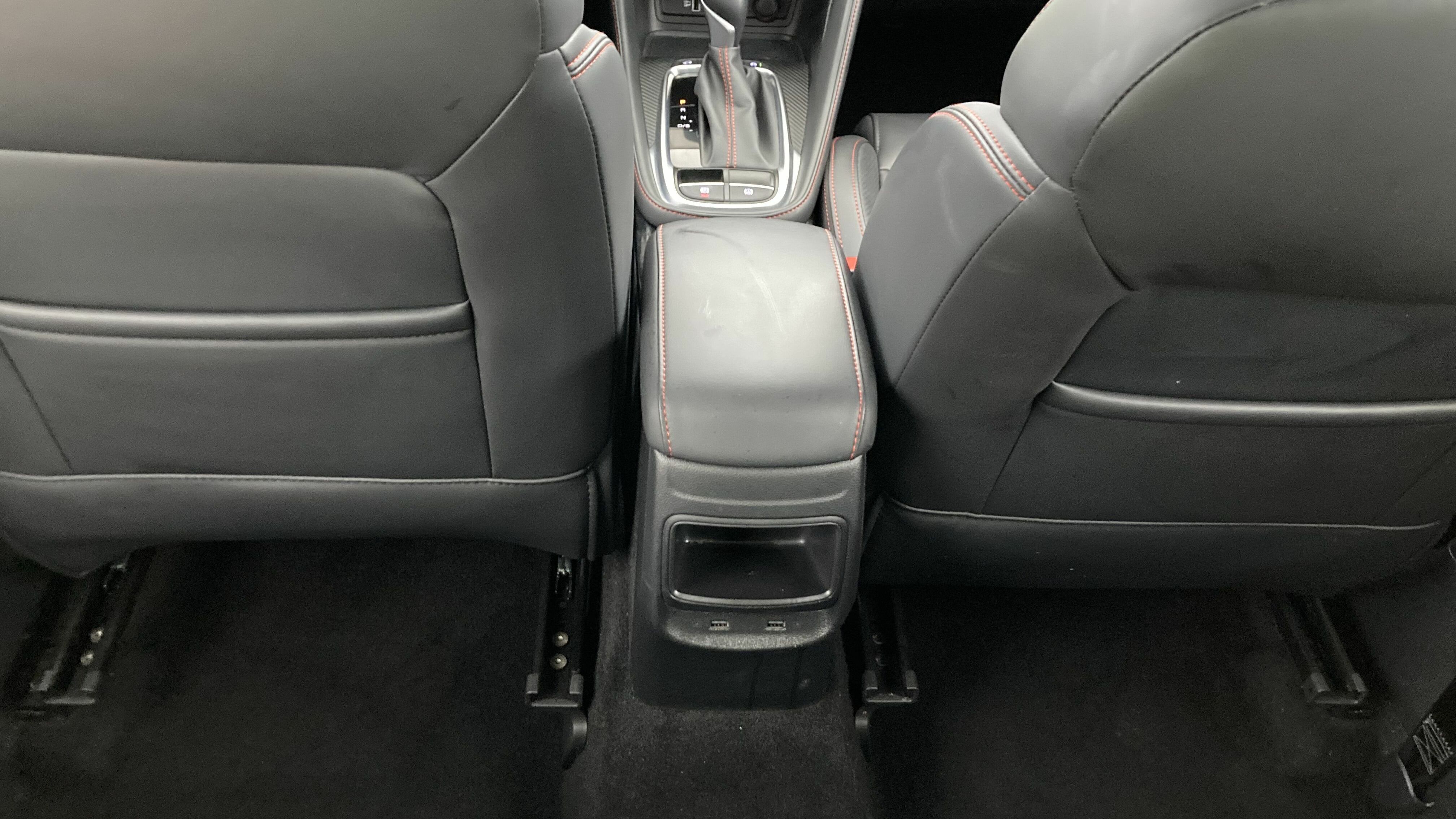 mg zs luxury 1.0 T-GDI 110 AT 2024 cosmic silver 22