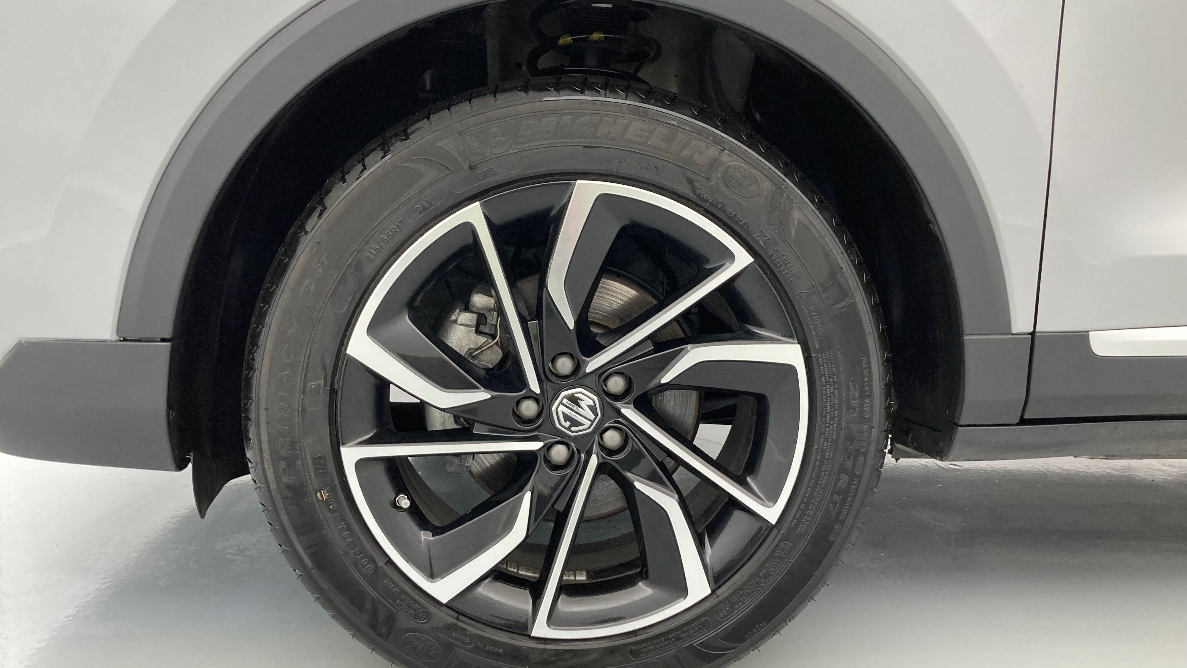 mg zs luxury 1.0 T-GDI 110 AT 2024 cosmic silver 27