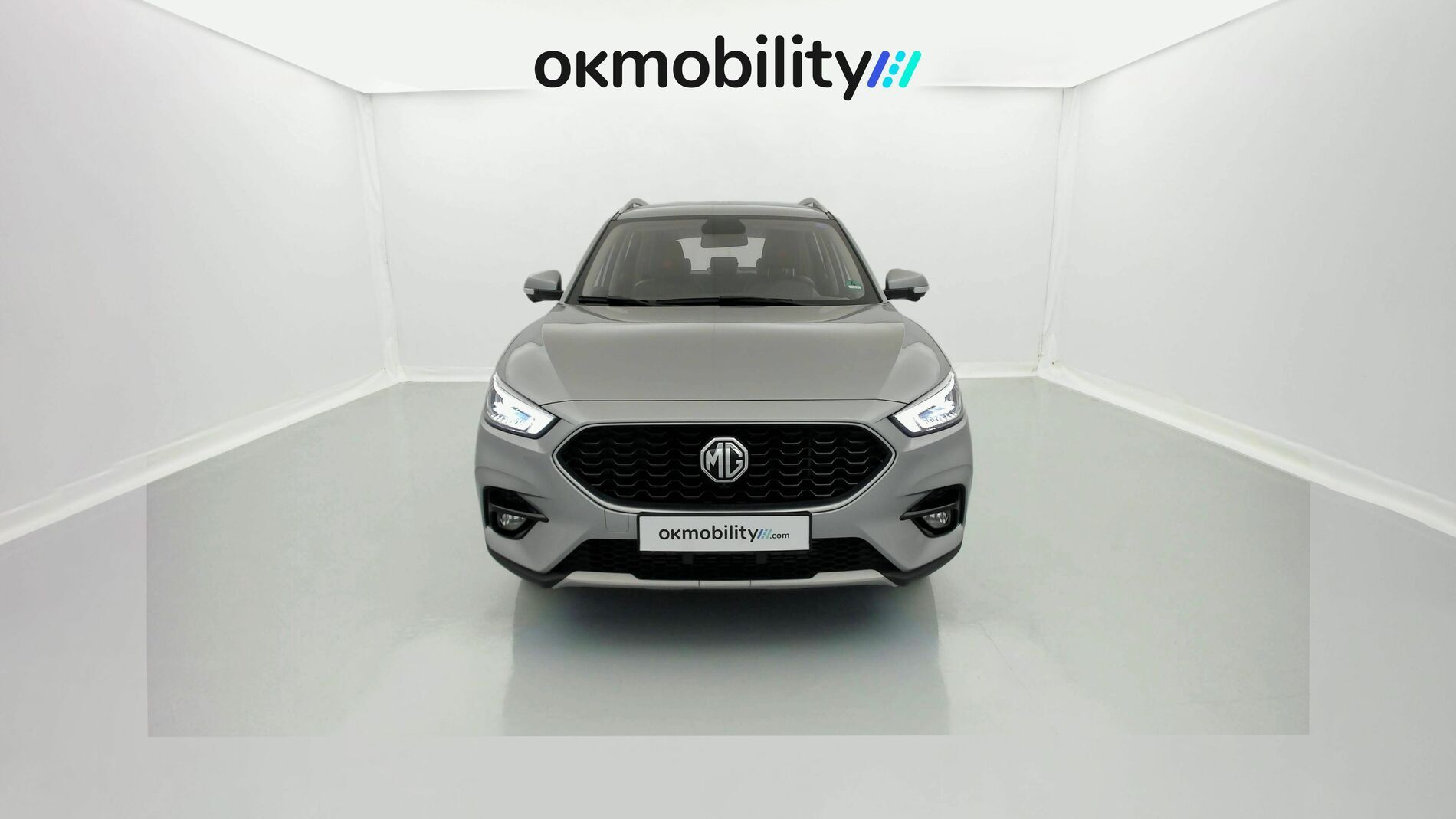 mg zs luxury 1.0 T-GDI 110 AT 2024 cosmic silver 4