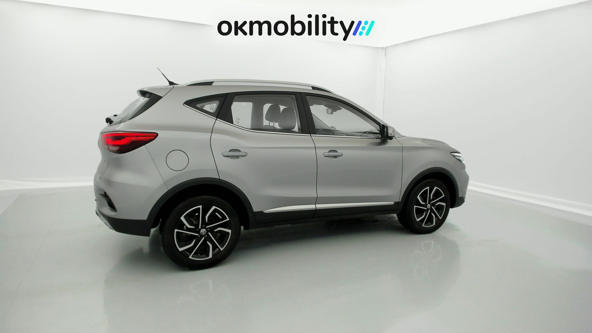 mg zs luxury 1.0 T-GDI 110 AT 2024 cosmic silver 12