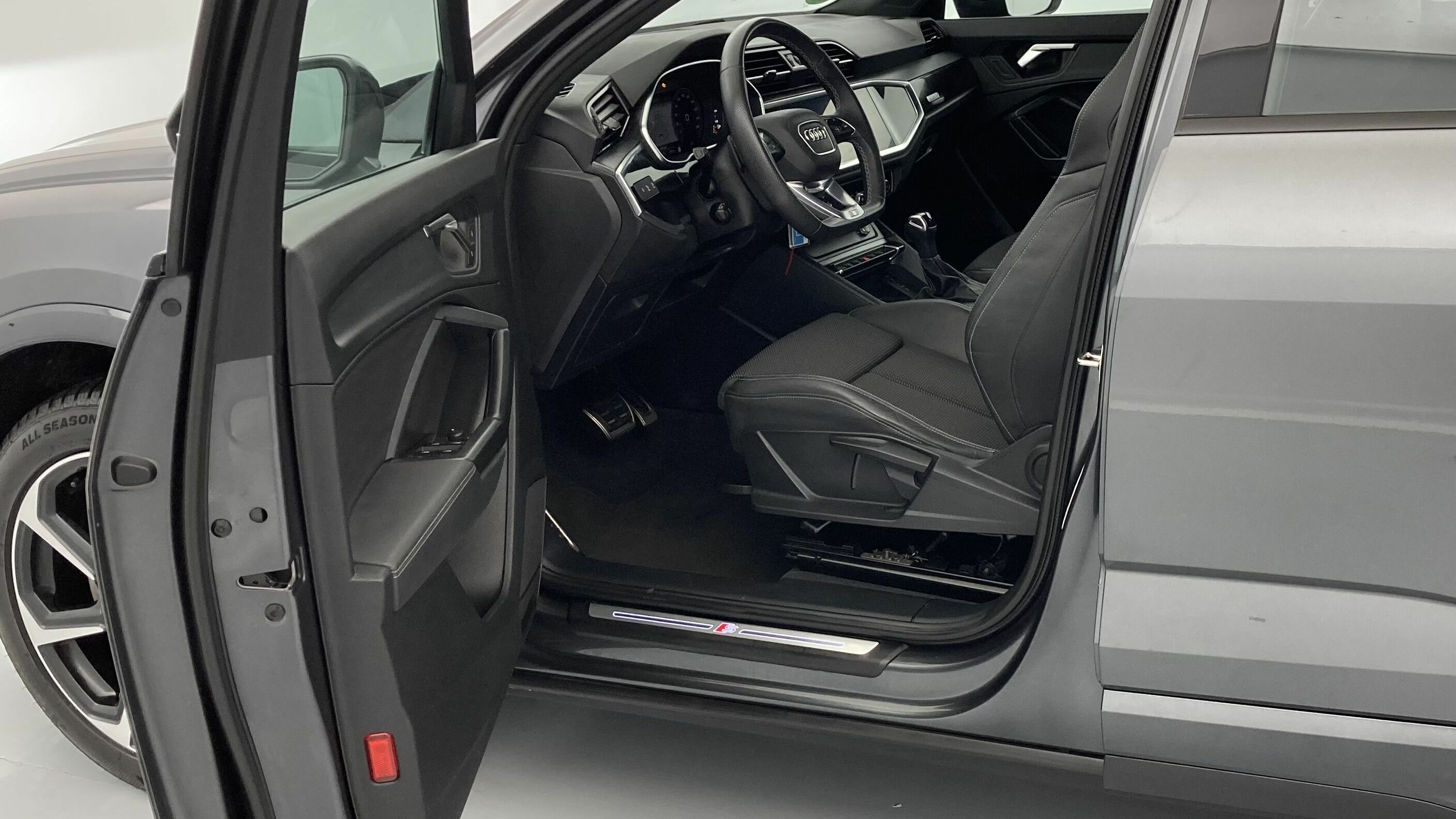 audi q3 sportback s line 40 TDI 204 QUATTRO STRONIC 2024 daytonagrau perleff. 14