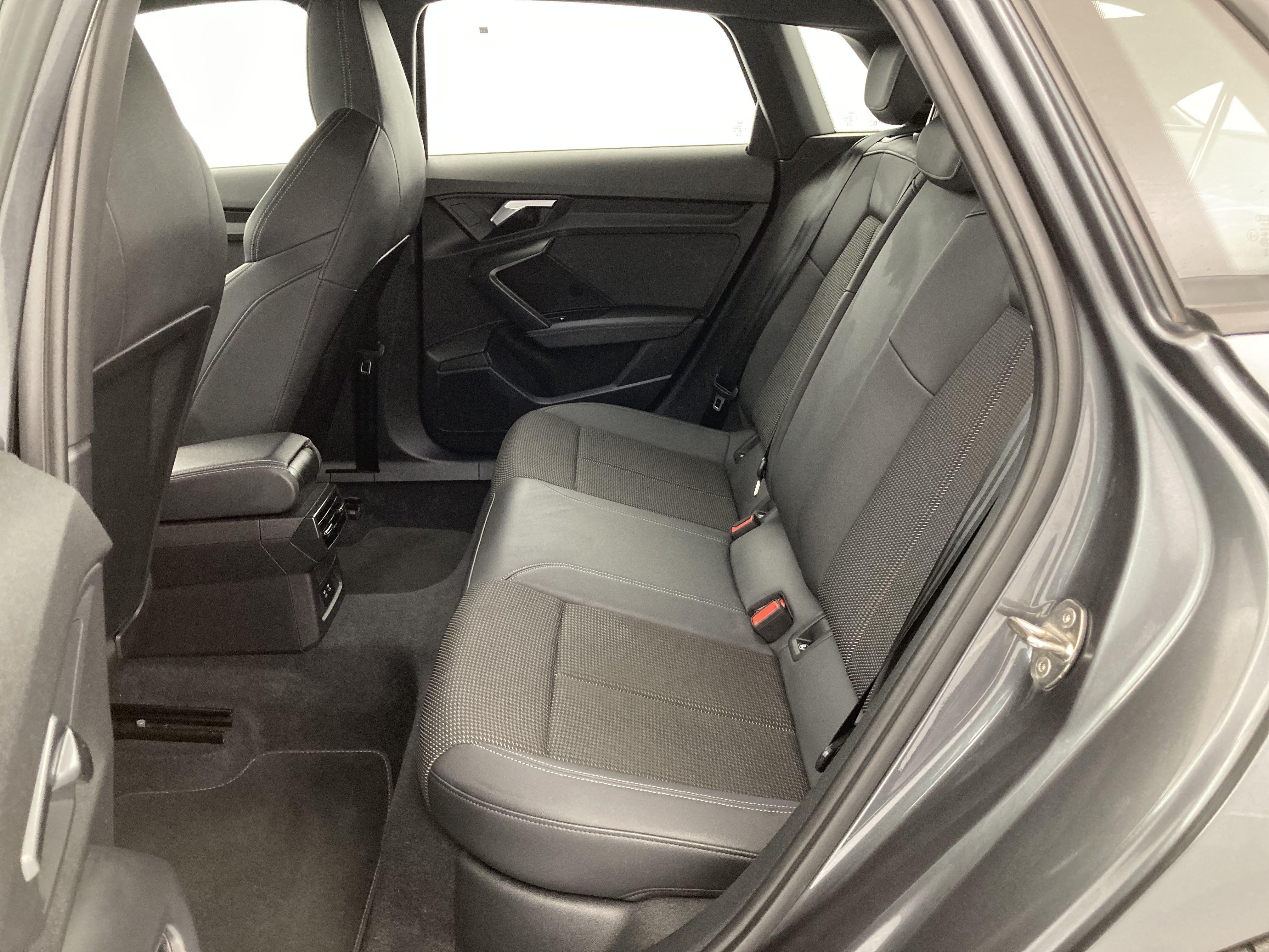audi a3 sportback s line 35 TFSI 150 STRONIC 2024 daytonagrau 19