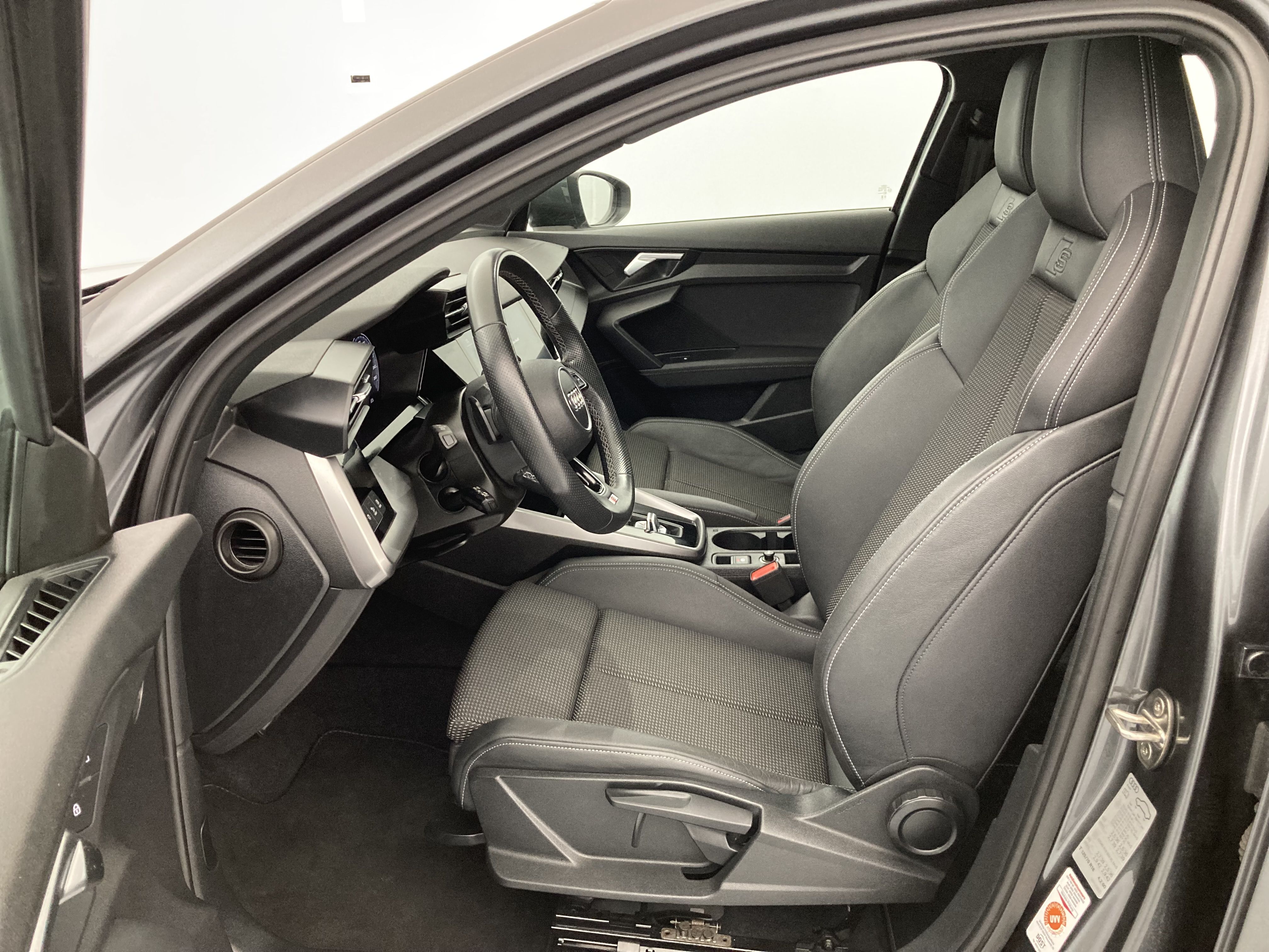 audi a3 sportback s line 35 TFSI 150 STRONIC 2024 daytonagrau 25