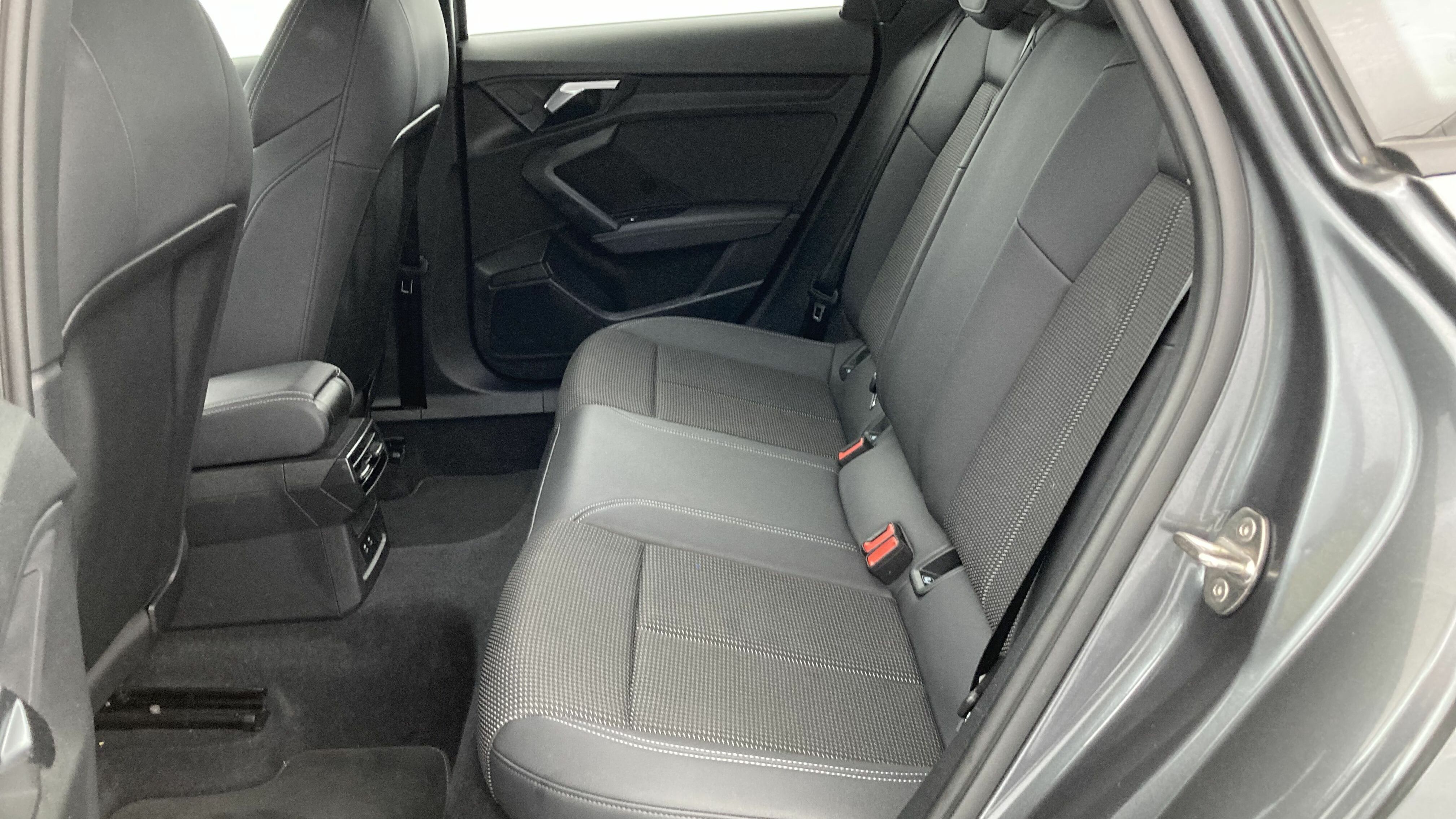 audi a3 sportback s line 35 TFSI 150 STRONIC 2024 daytonagrau met. 22