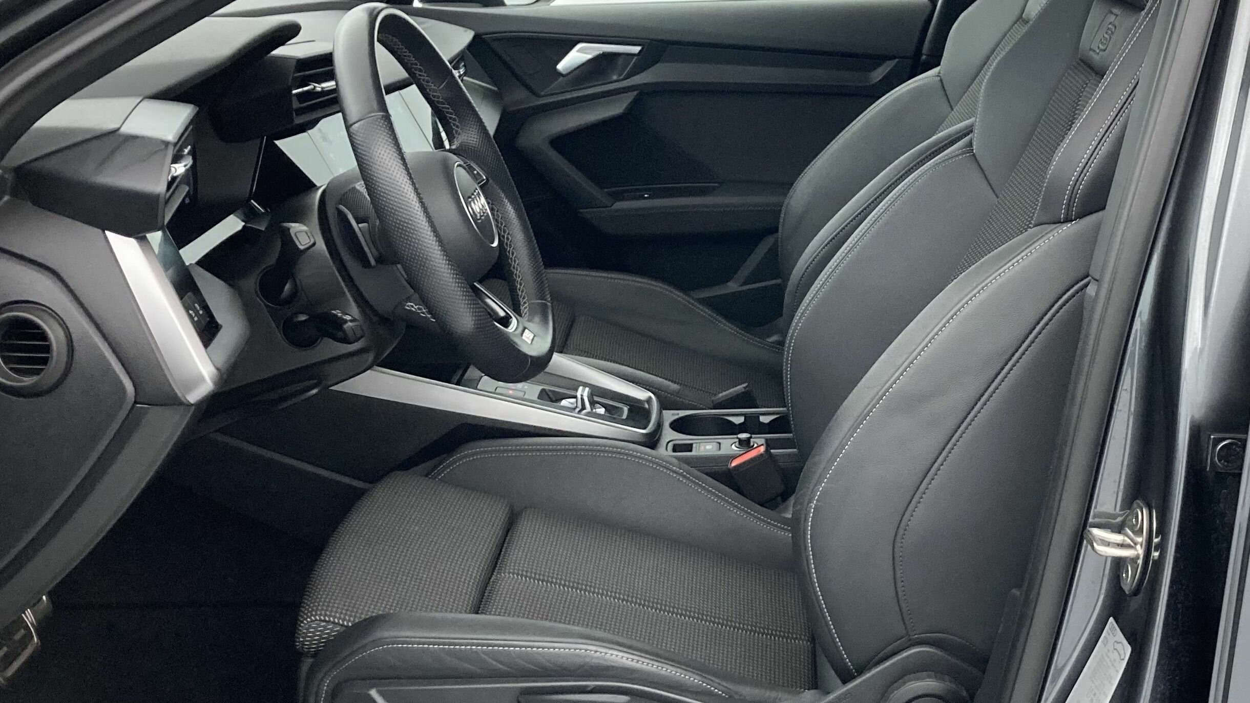 audi a3 sportback s line 35 TFSI 150 STRONIC 2024 daytonagrau perleff. 14