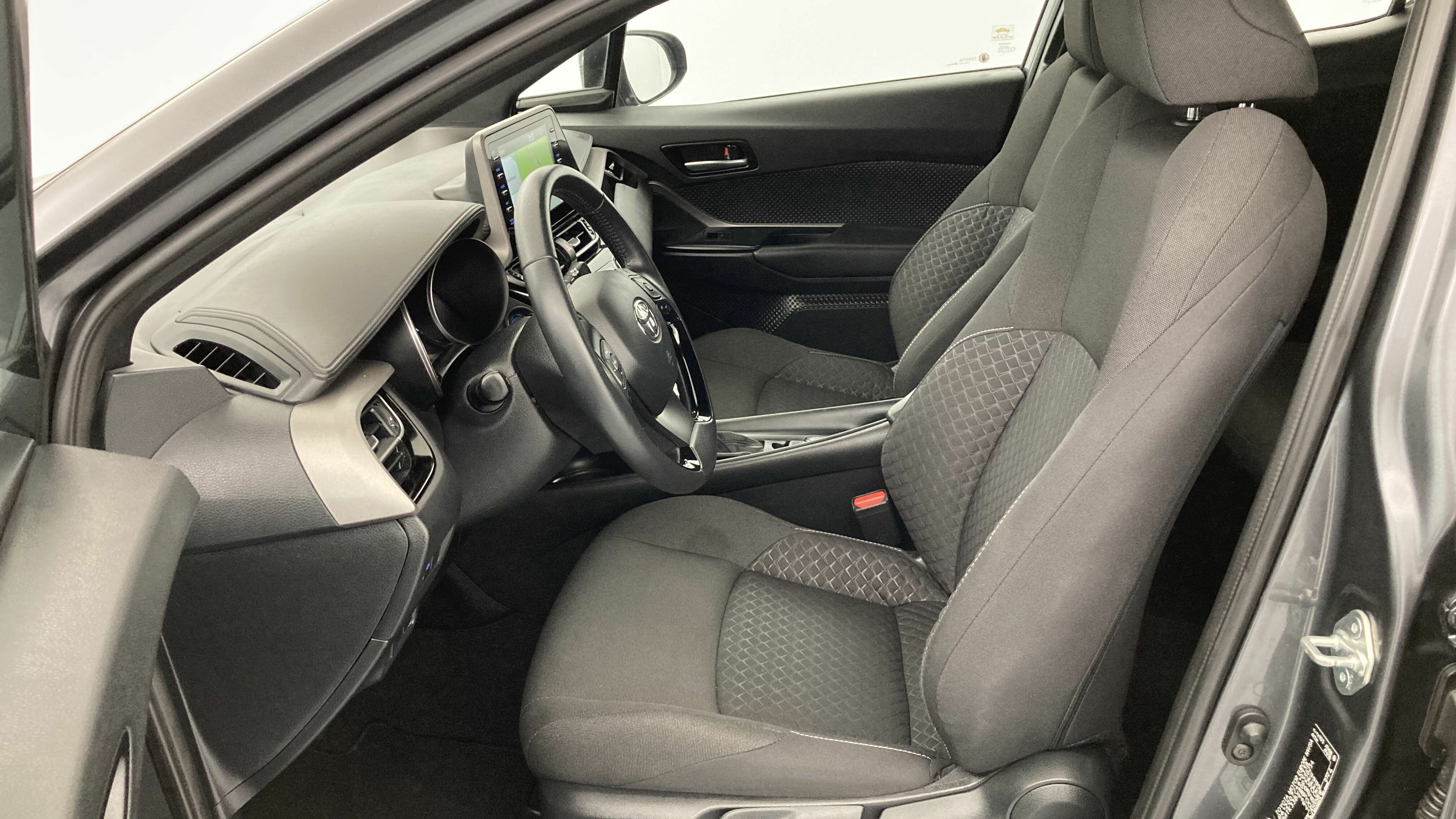 toyota c-hr business edition 1.8 E-CVT 125H 2023 gris 15