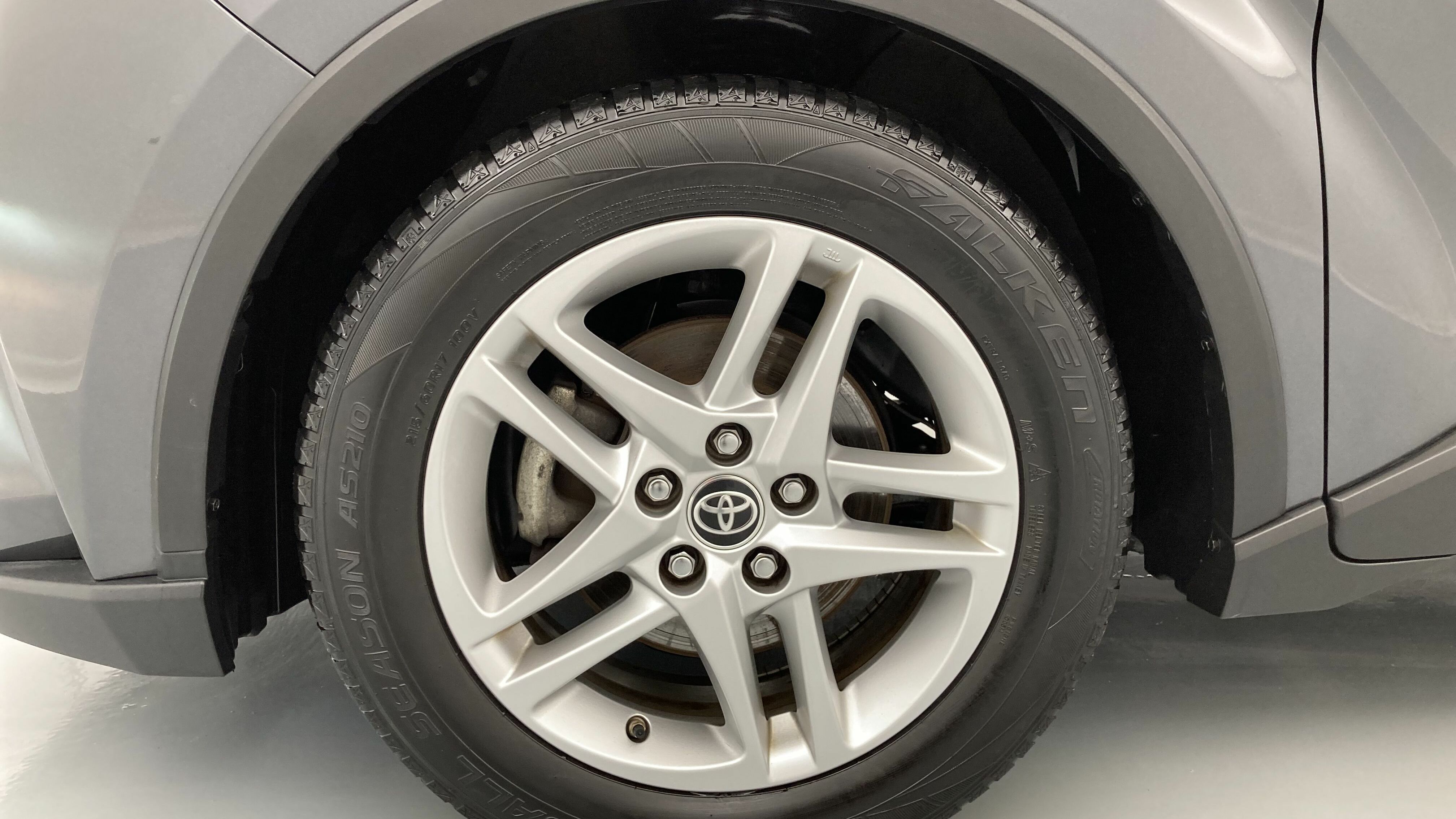 toyota c-hr business edition 1.8 E-CVT 125H 2023 gris 28