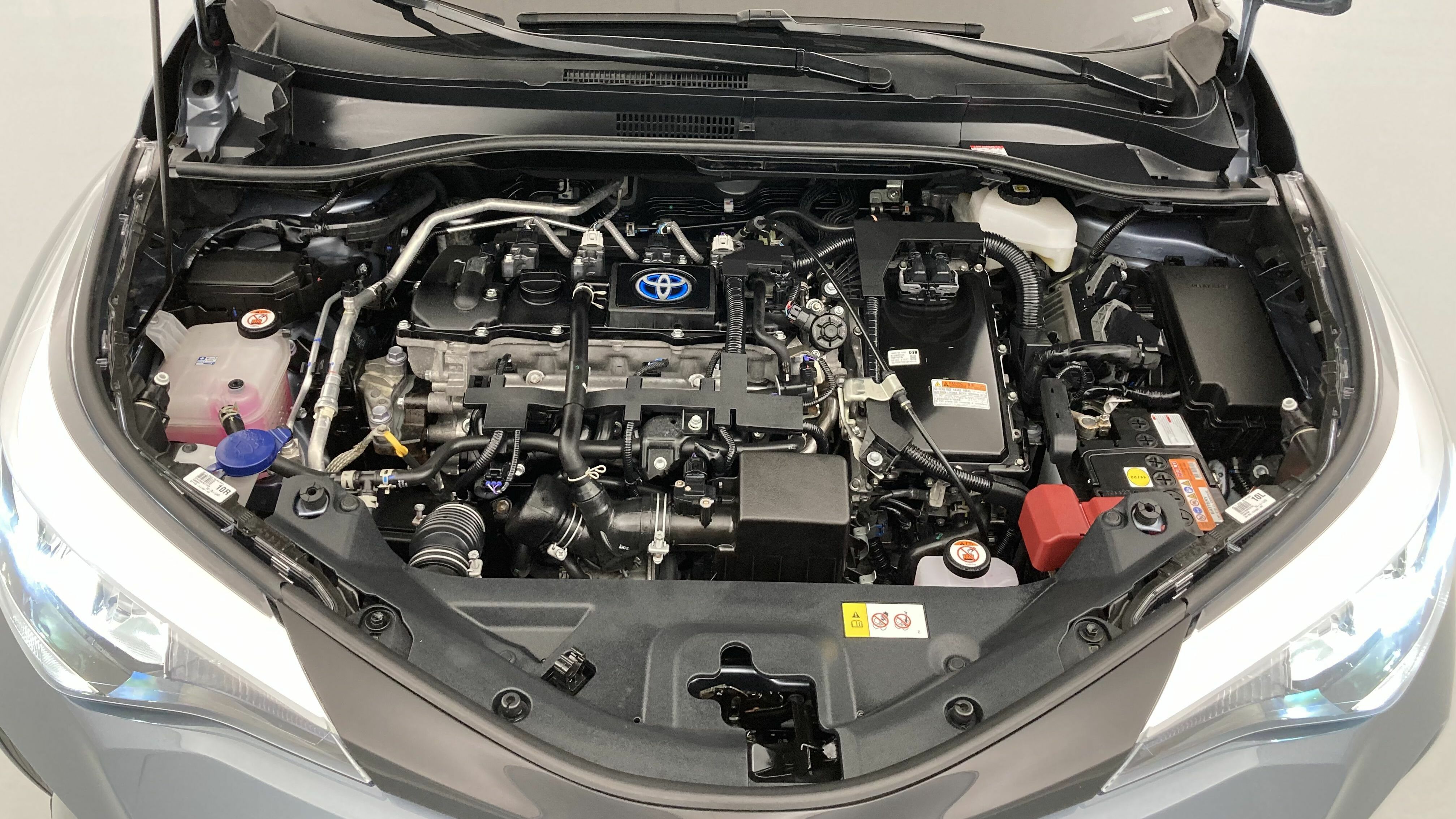 toyota c-hr business edition 1.8 E-CVT 125H 2023 azul sodalita 26